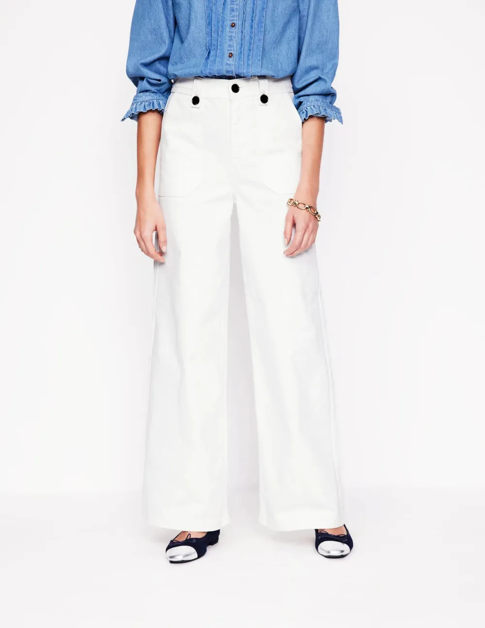 Mid Rise Button Casual Detail Jeans