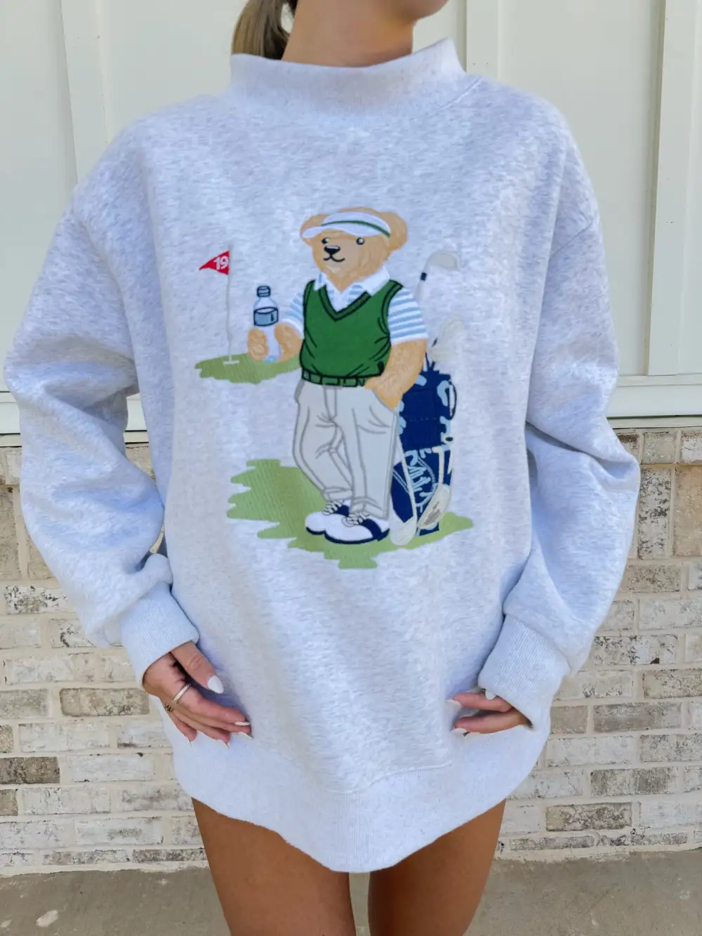 Peal Old Fashion Teddy Bear Golf Embroider Mockneck Sweatshirt