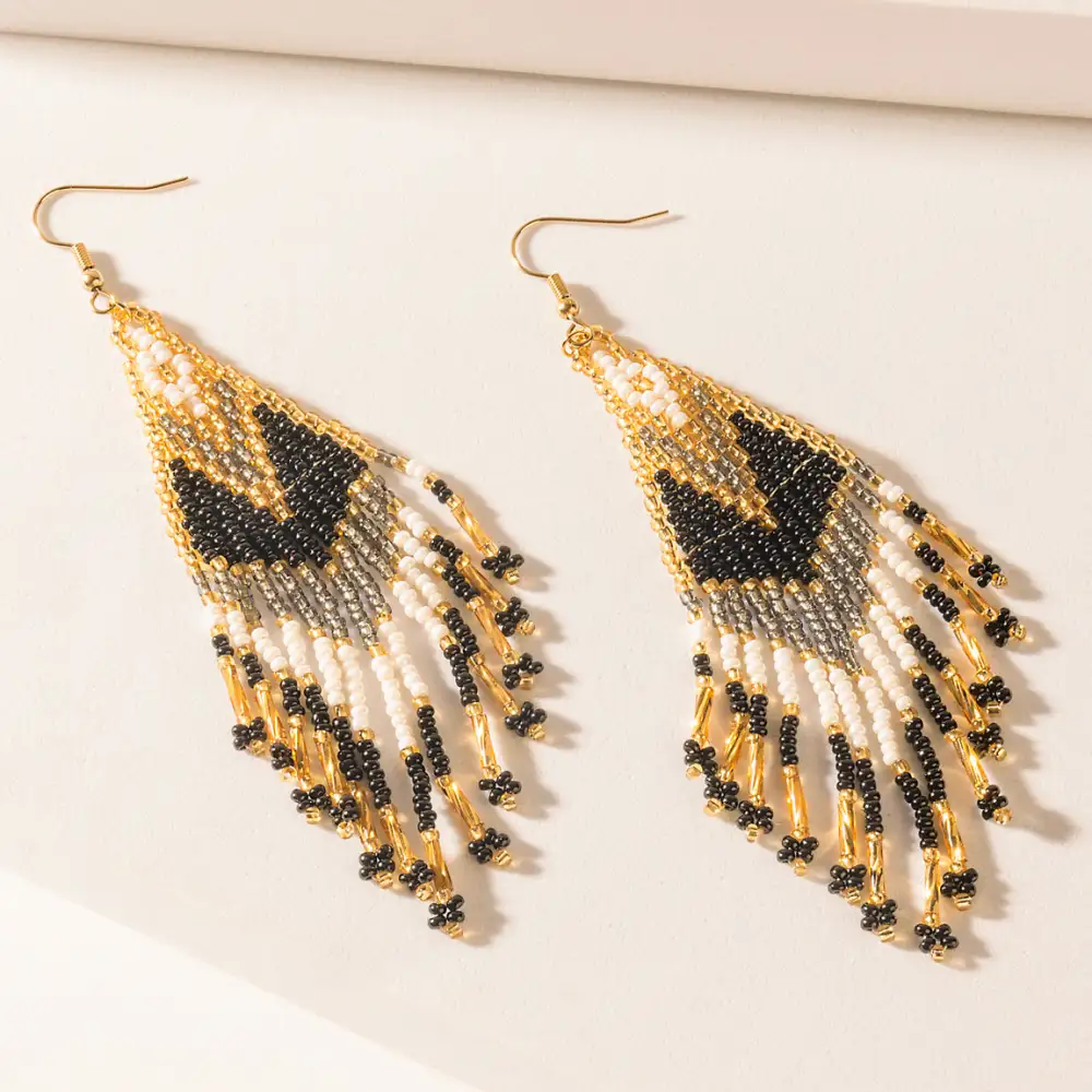Chic Sculpted Western Statement Earrings