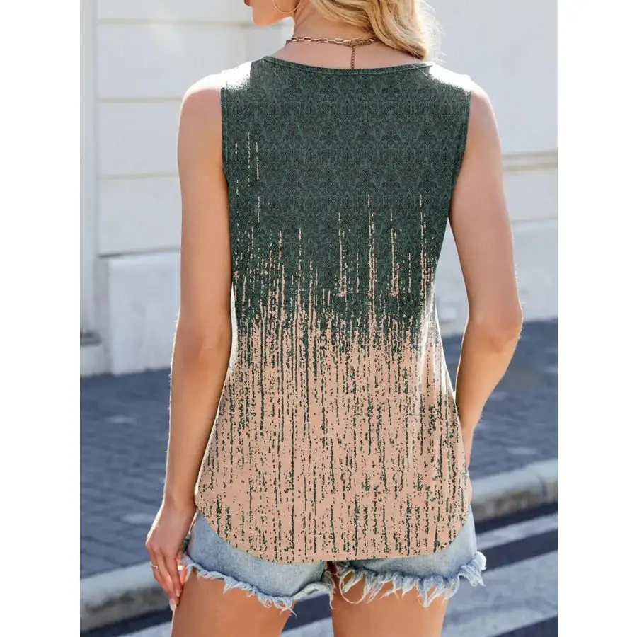 Minimal Scoop Neck Wide Strap Tank