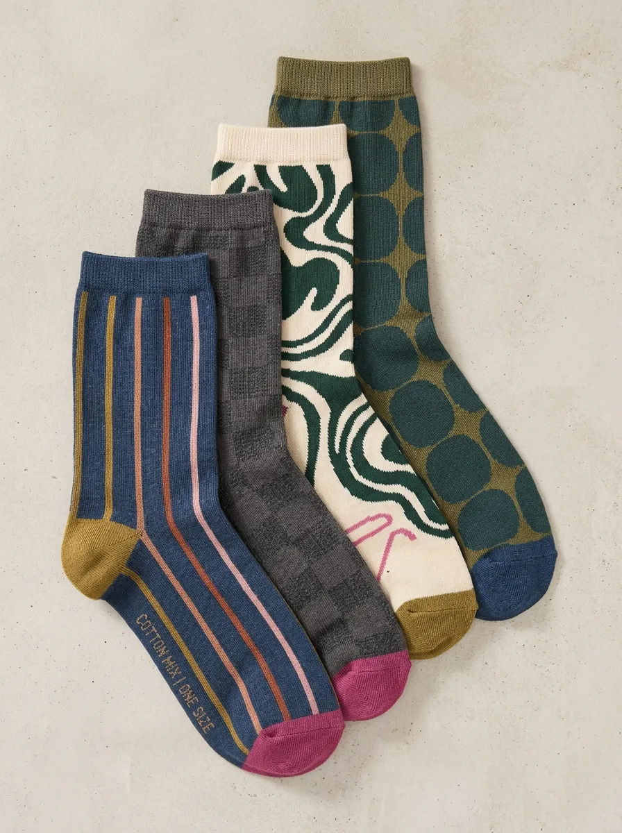 Retro Four-Pair Casual Socks
