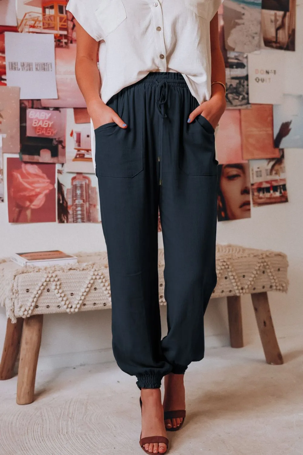 Relaxed Refined Pocketed Jogger Pants
