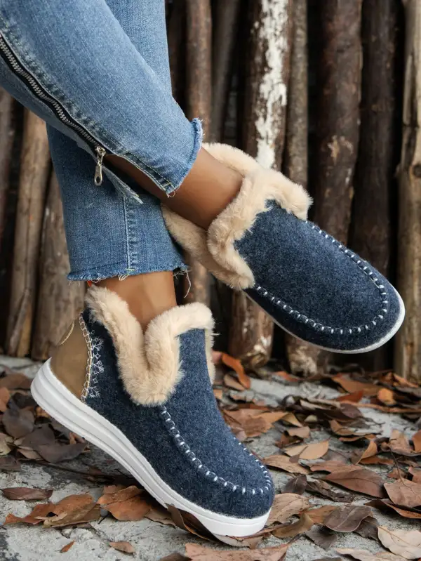 Furry Suede Round Toe Flat Boot