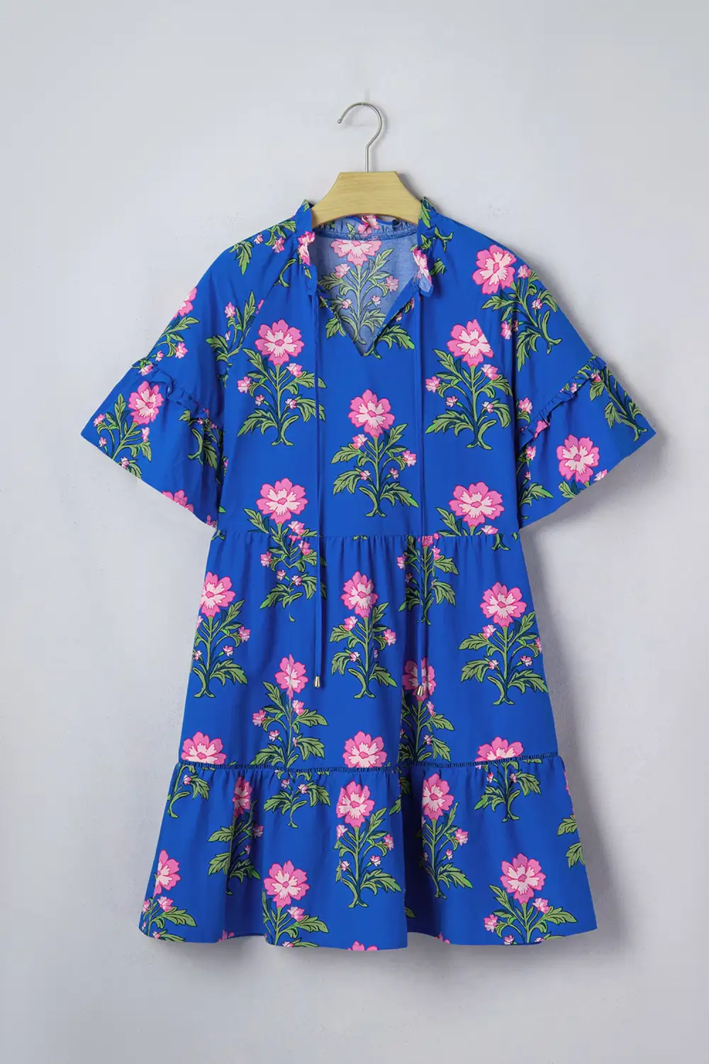 Relaxed Shape Floral V Neck Short Sleeve Dress