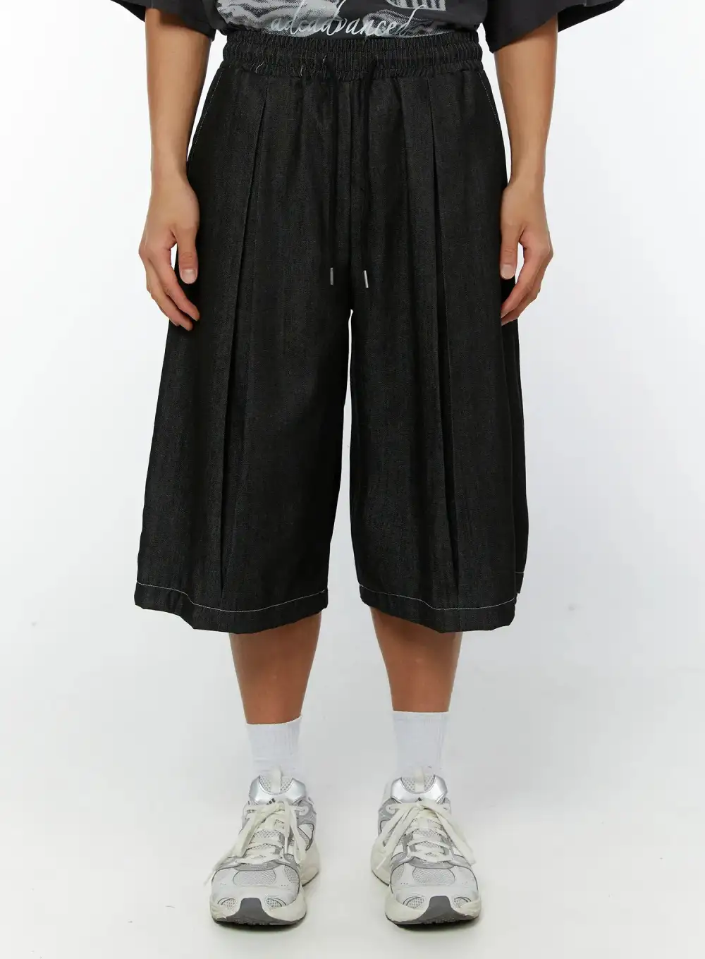 Men's Embroidered Bermuda Denim Shorts