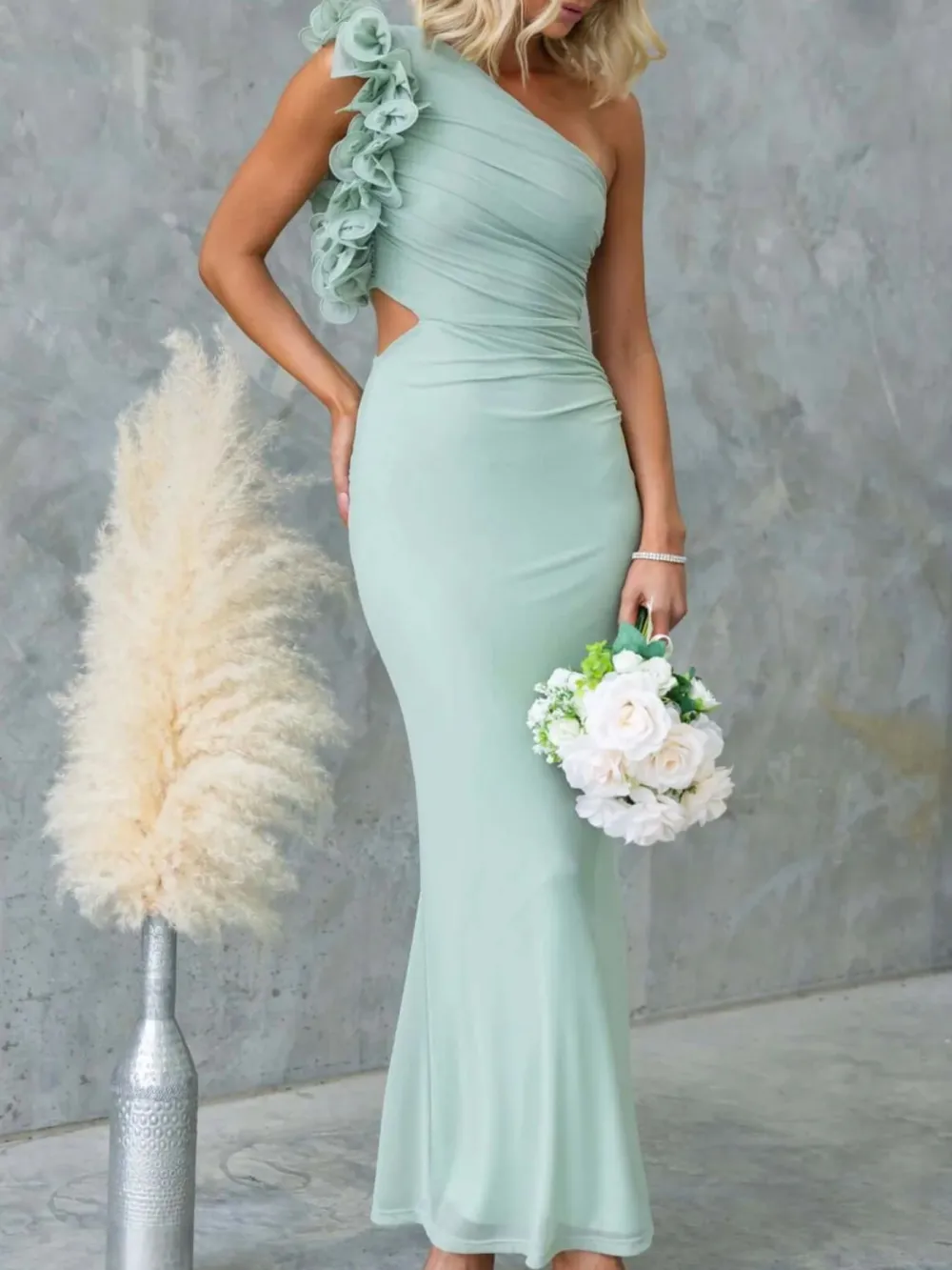 Relaxed Shape Floral Sleeveless Maxi Dress