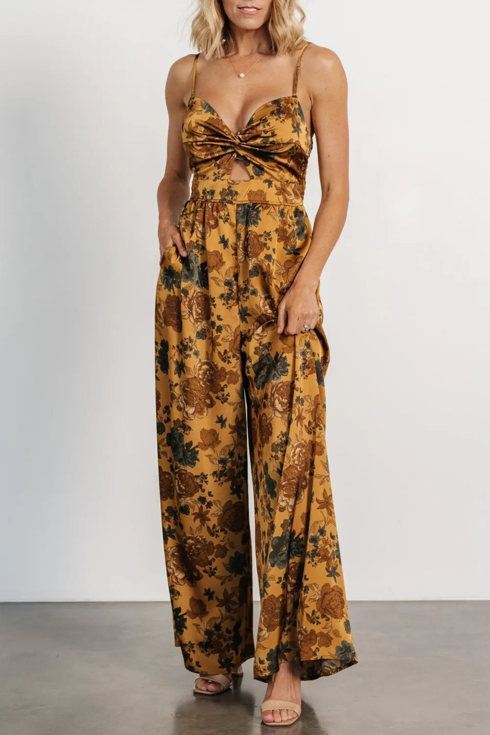 Artistic Retro High-Waisted Sexy Jumpsuit