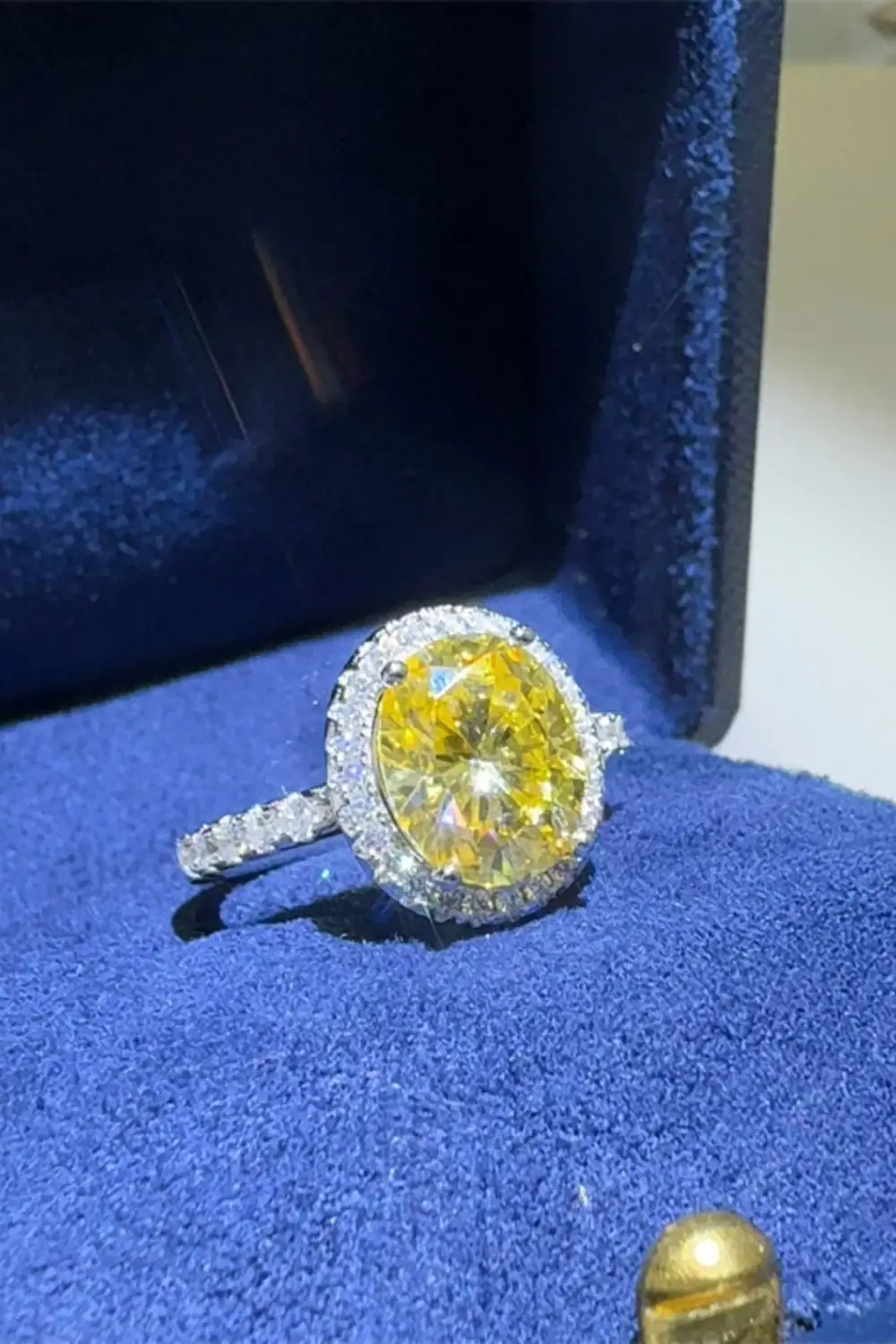 Effortless Moissanite Jewelry