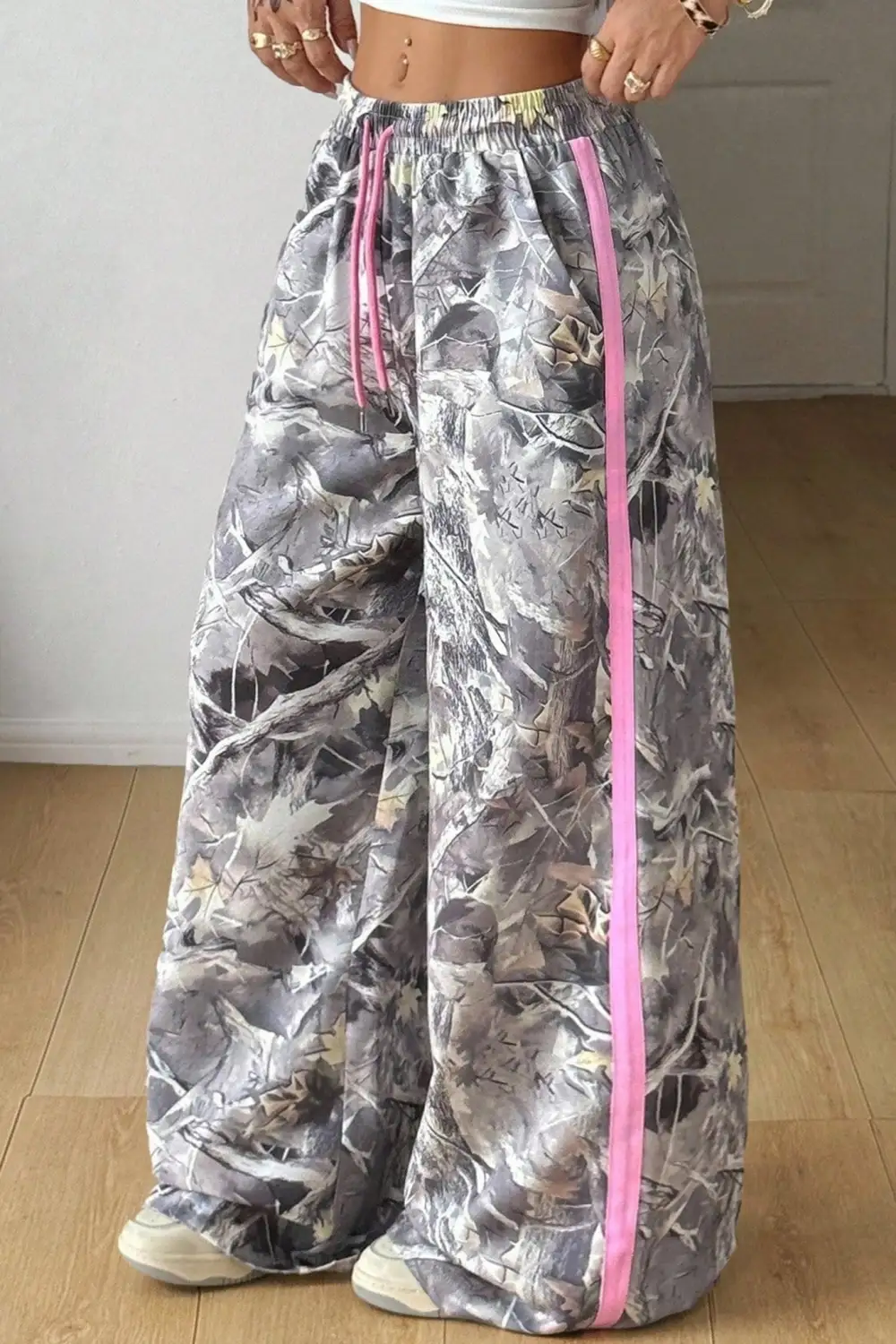 Active Wide Leg Camo Print Pants