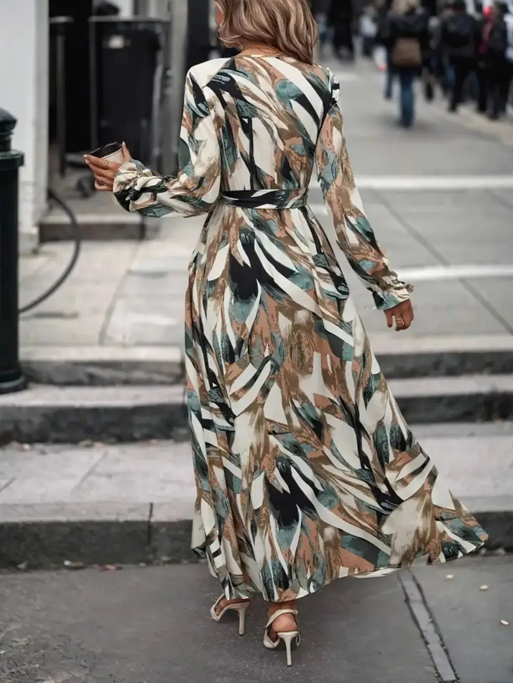 Lightweight Feel Printed Long Sleeve Maxi Dress