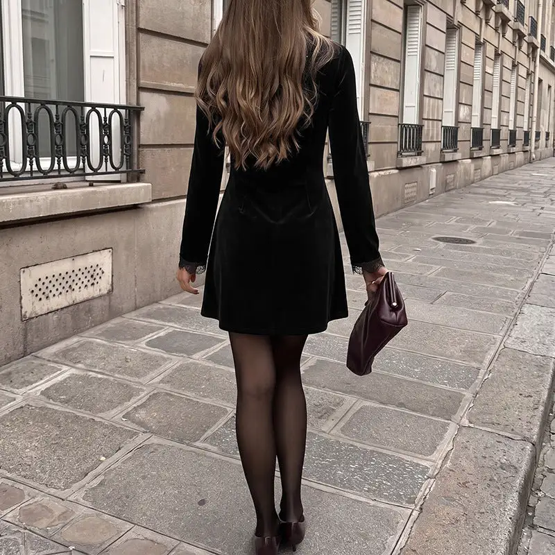 Women's Bodycon V-Neck Puff-Sleeve Lace Mini Dress