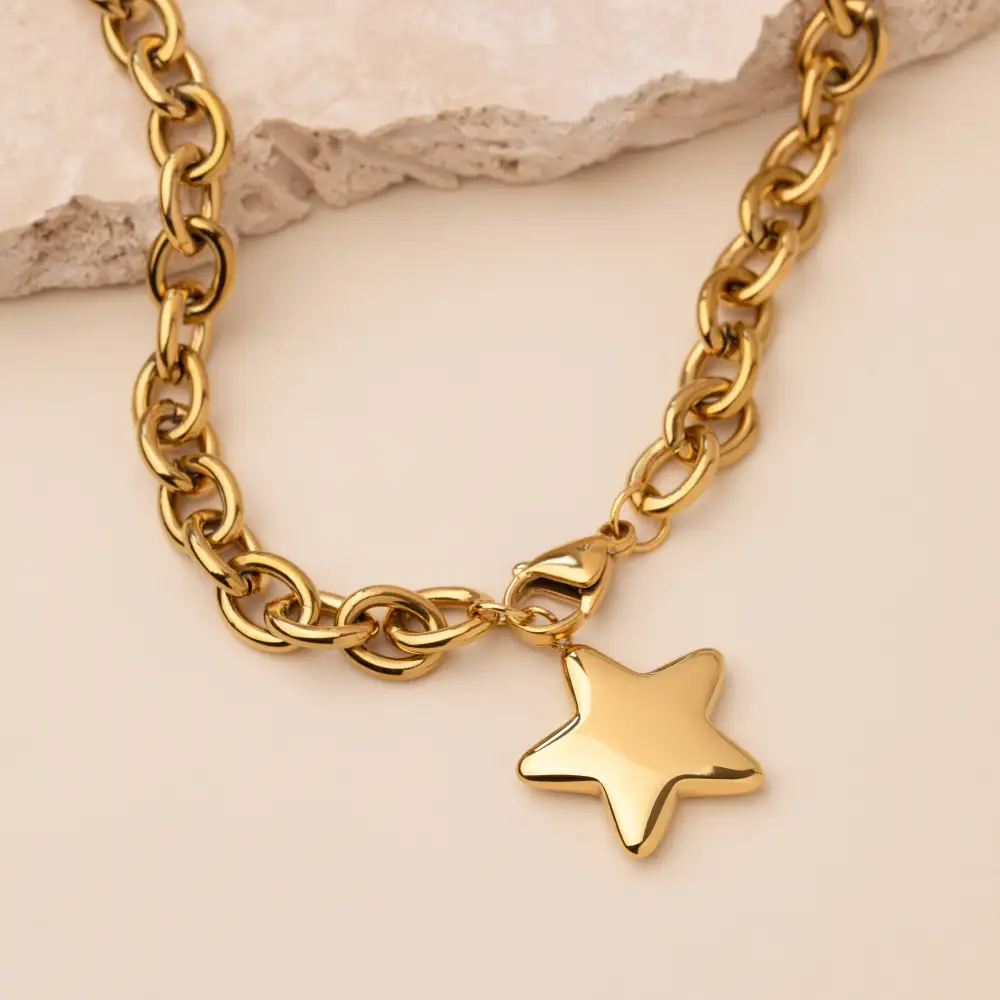 Luxe Star Necklace Necklace