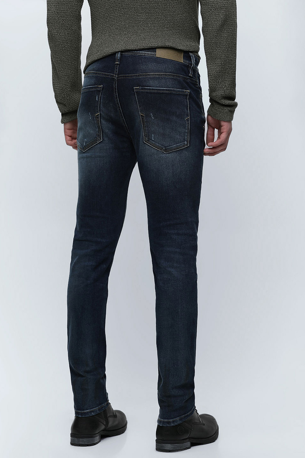 Mid Rise Fit Jeans