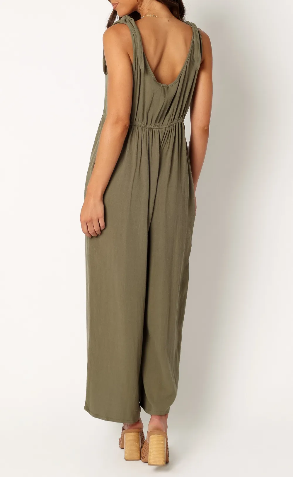 Modern Wide-Leg Pocket Sleeveless Linen Jumpsuit