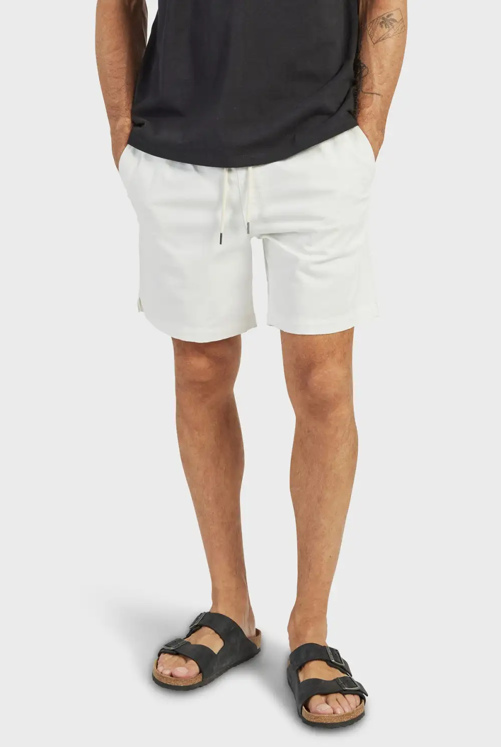 Volley Short-Sandstone