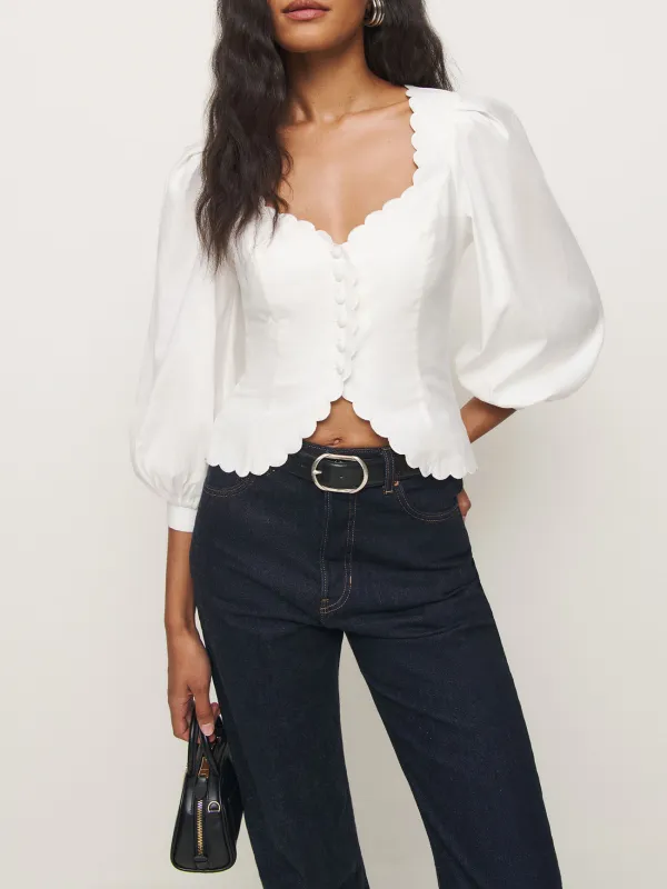 Scalloped Edge Puff Sleeve Crop Top