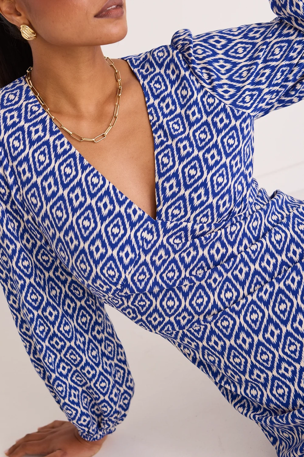 Blue Print Long - Sleeve Maxi Dress