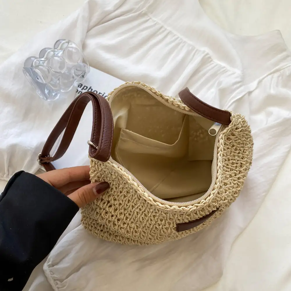 Zip Leather Shoulder Bag