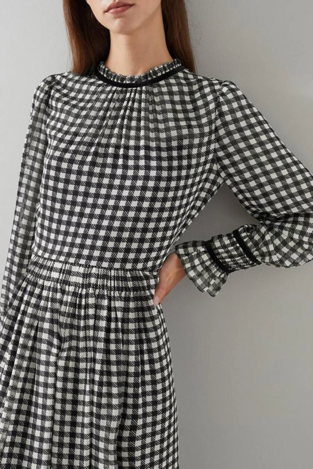 Black Cream Checkered Long Sleeve Midi Dress