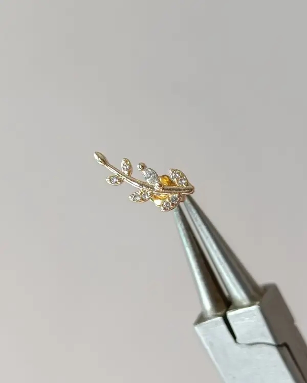 Botanical Twinkling Stud Earrings