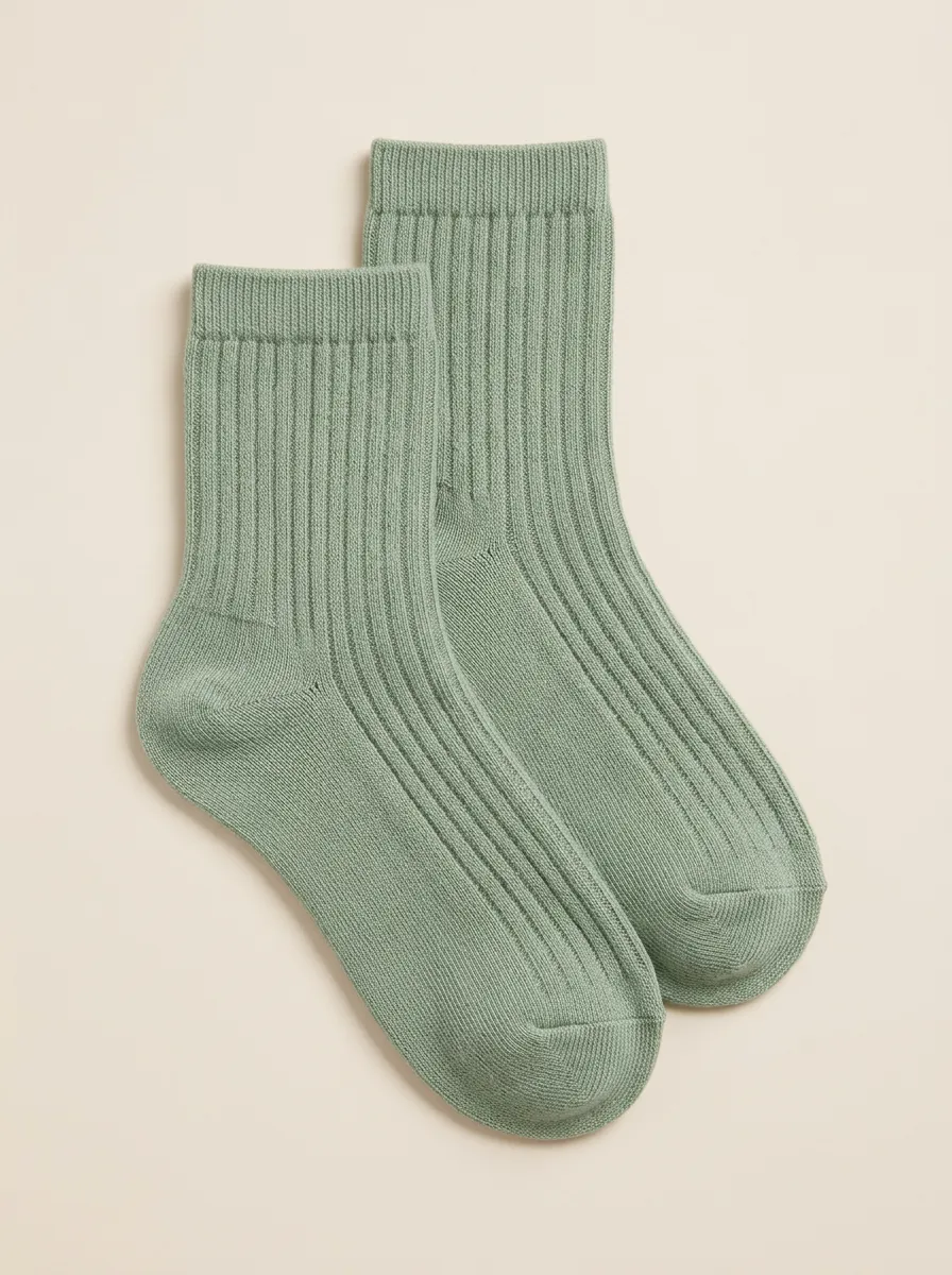 Classic Ribbed Casual Socks
