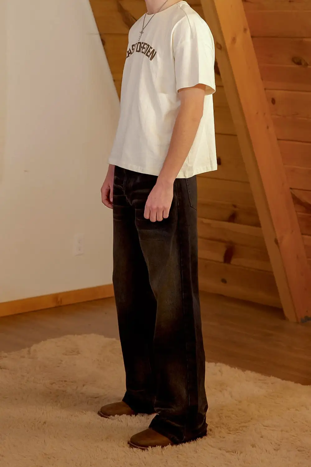 Relaxed Flare Jeans