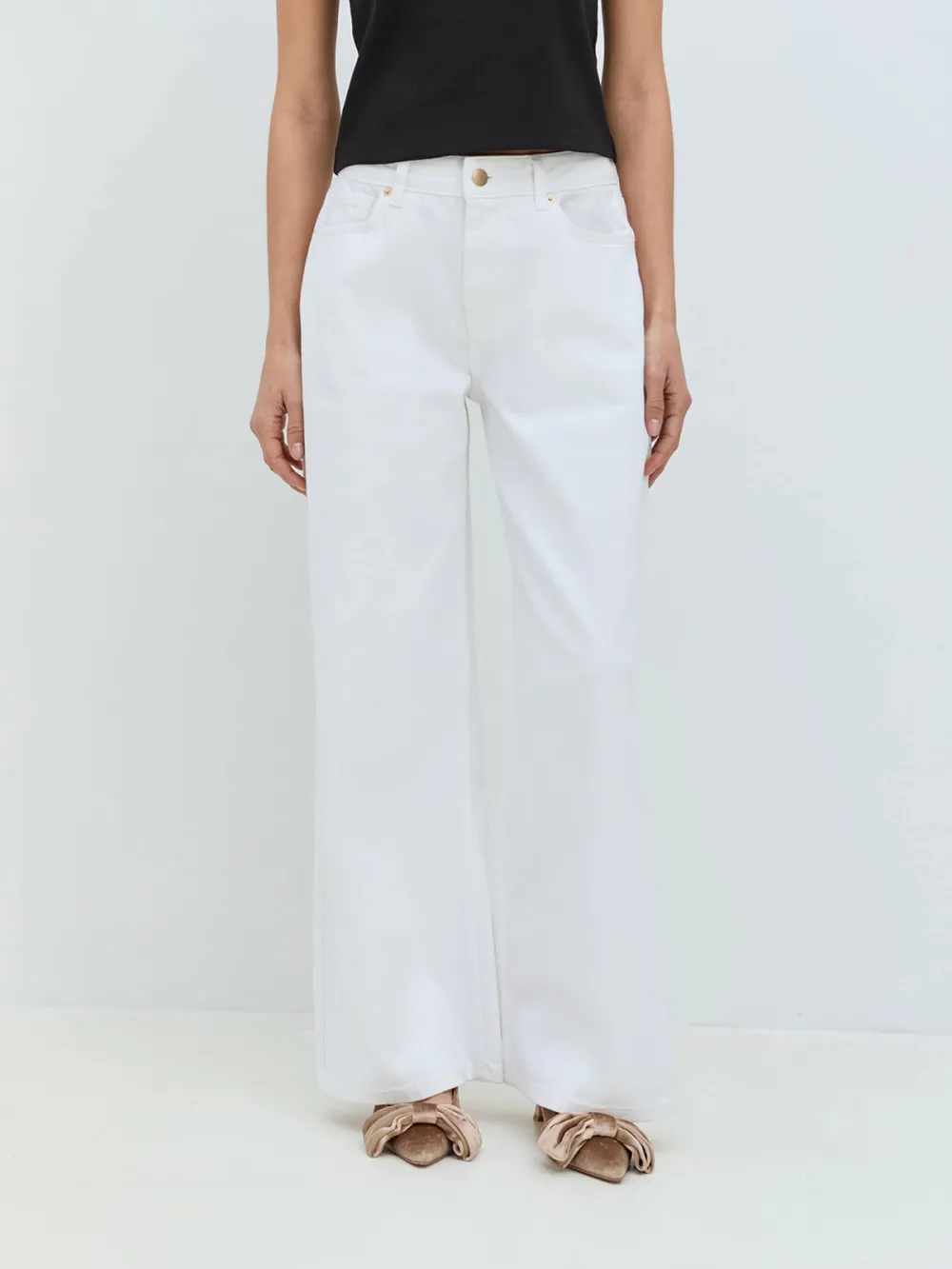 Mid-Waist Casual Style Jeans