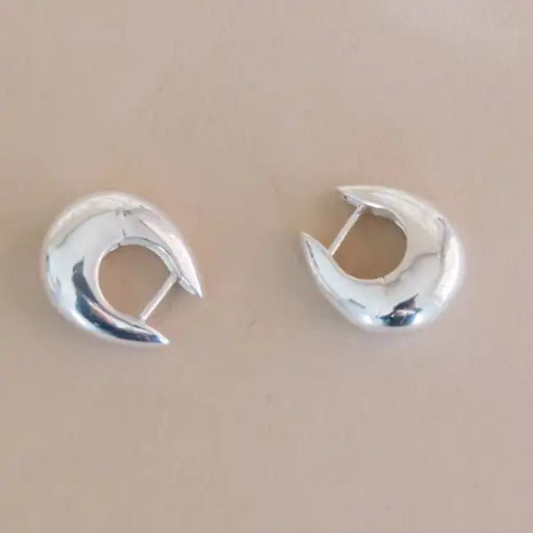 Sloping Hinge Hoop Earrings