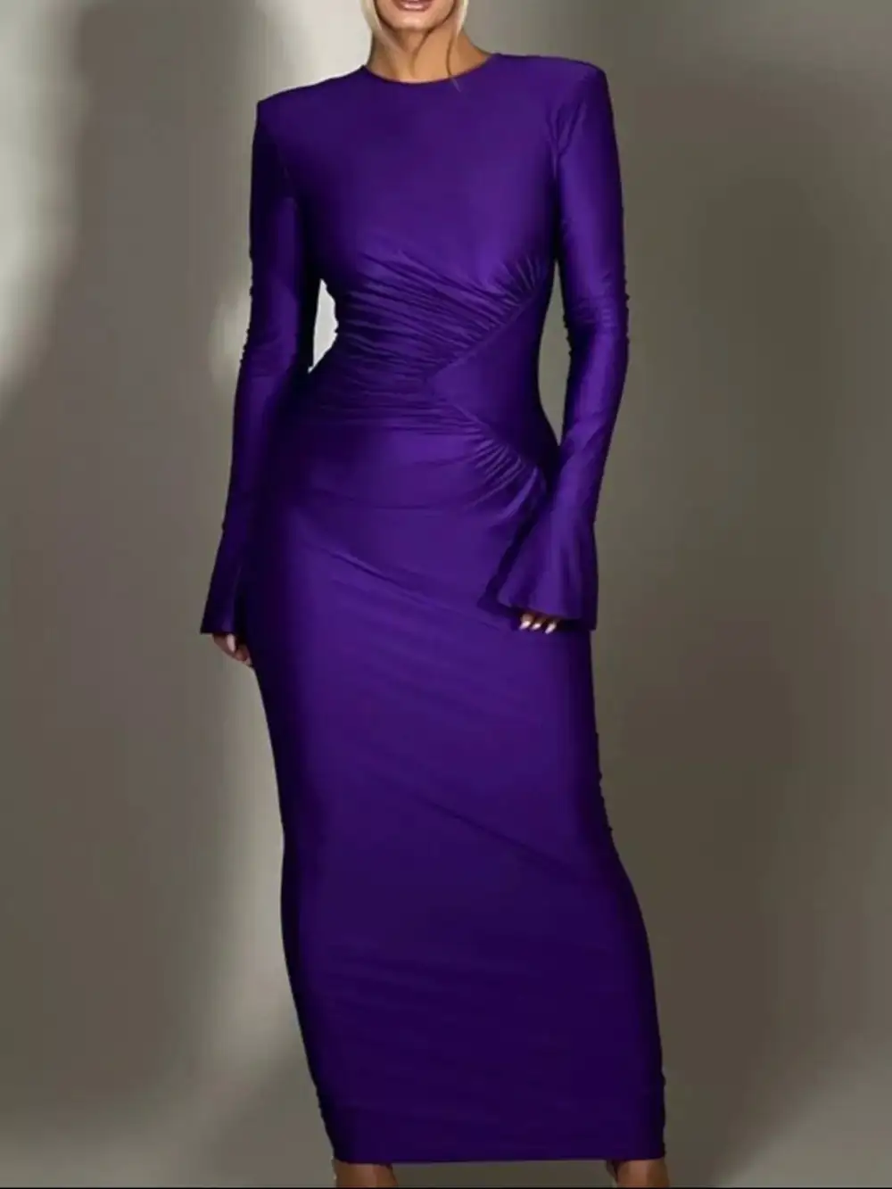 Lightweight Feel Ruched Long Sleeve Maxi Dress
