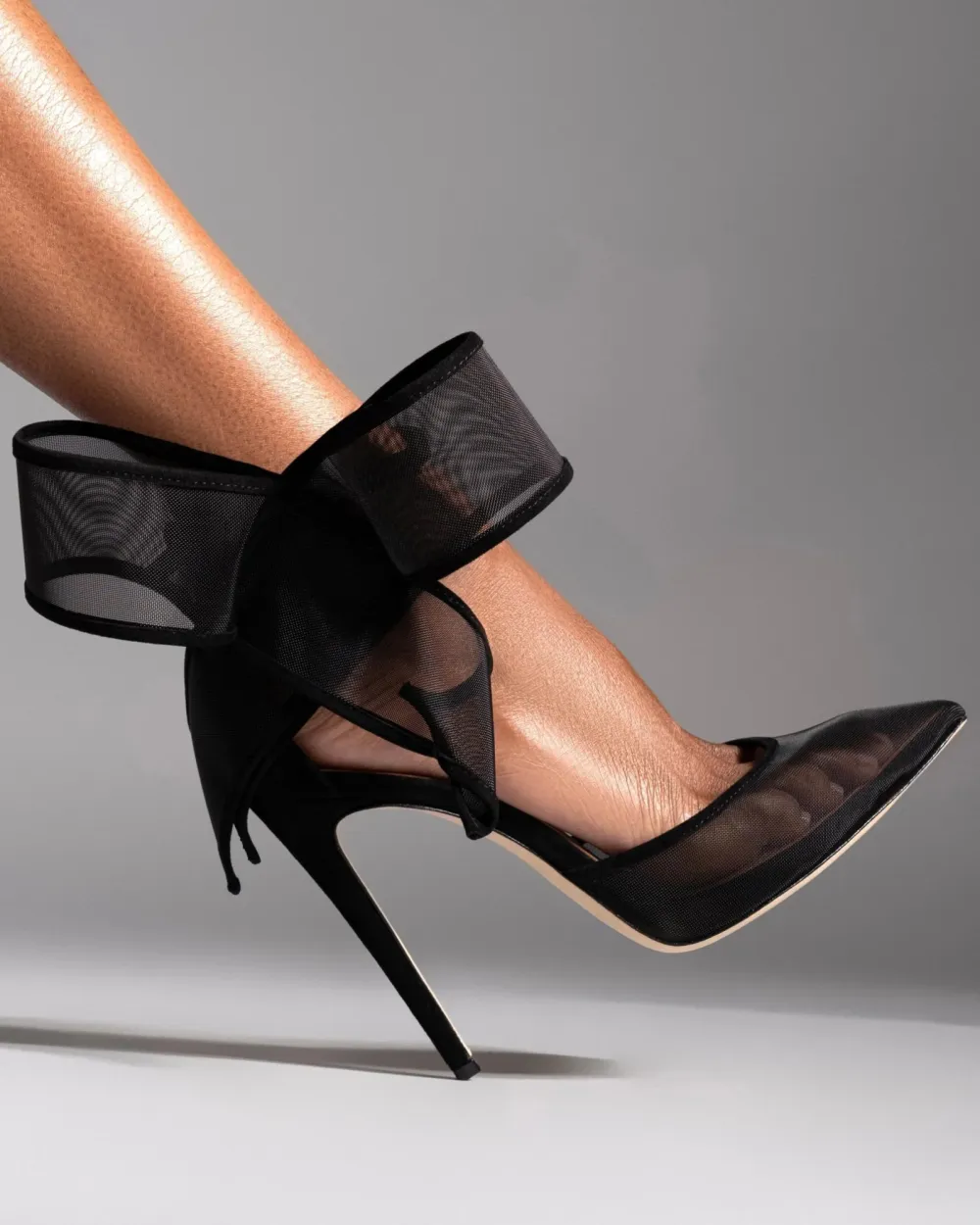 Sheer Bow Pumps in Black