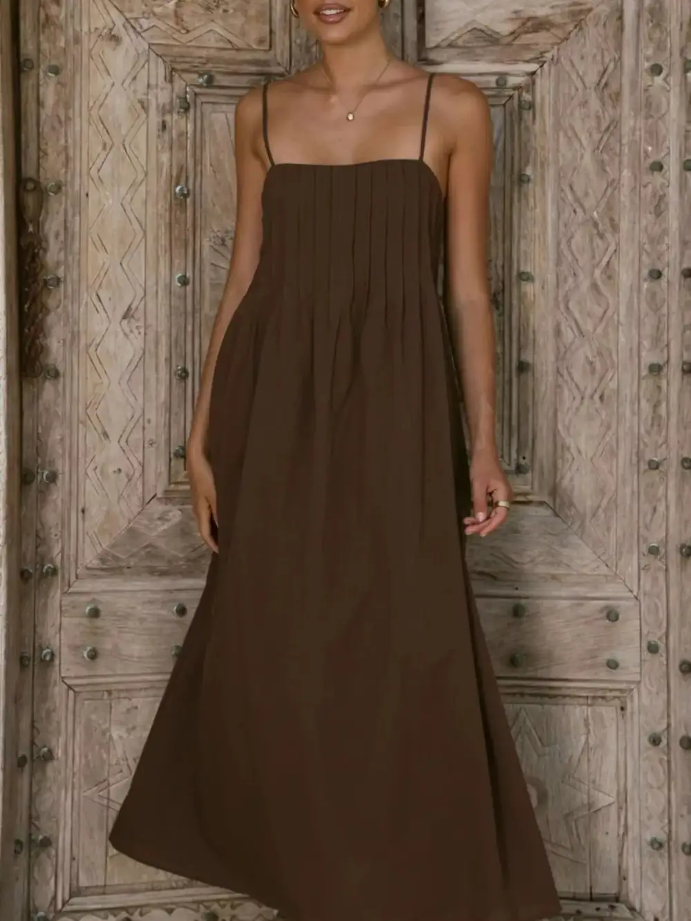Polished Detail Pleated Midi Dress