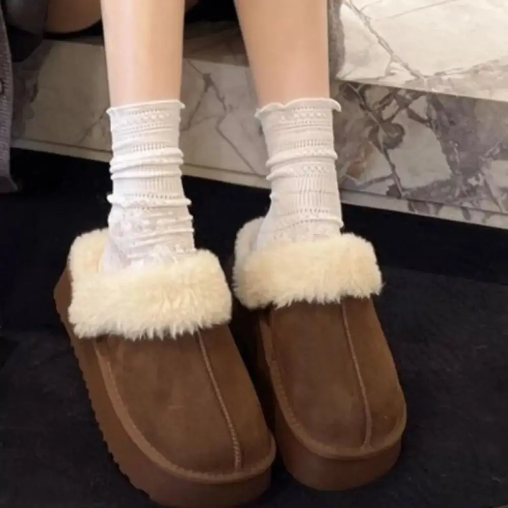Textured Round Toe Platform Slippers