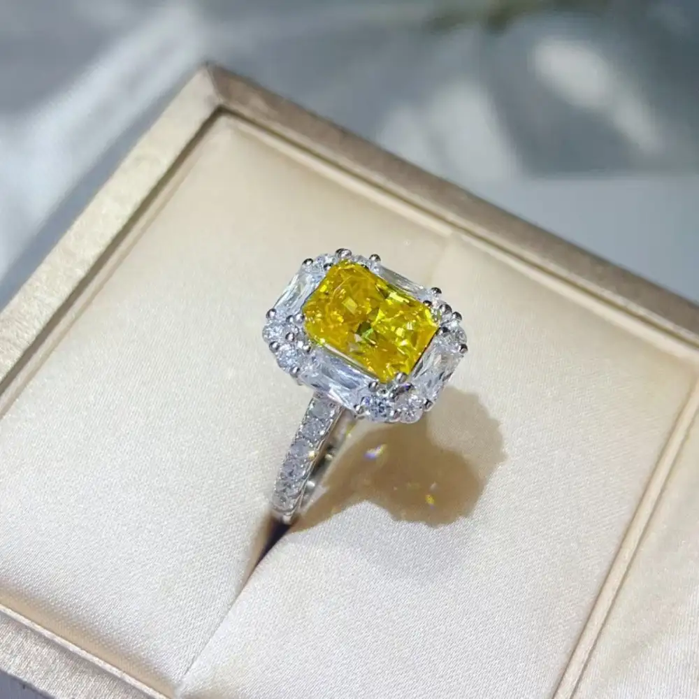 Easygoing Moissanite Jewelry