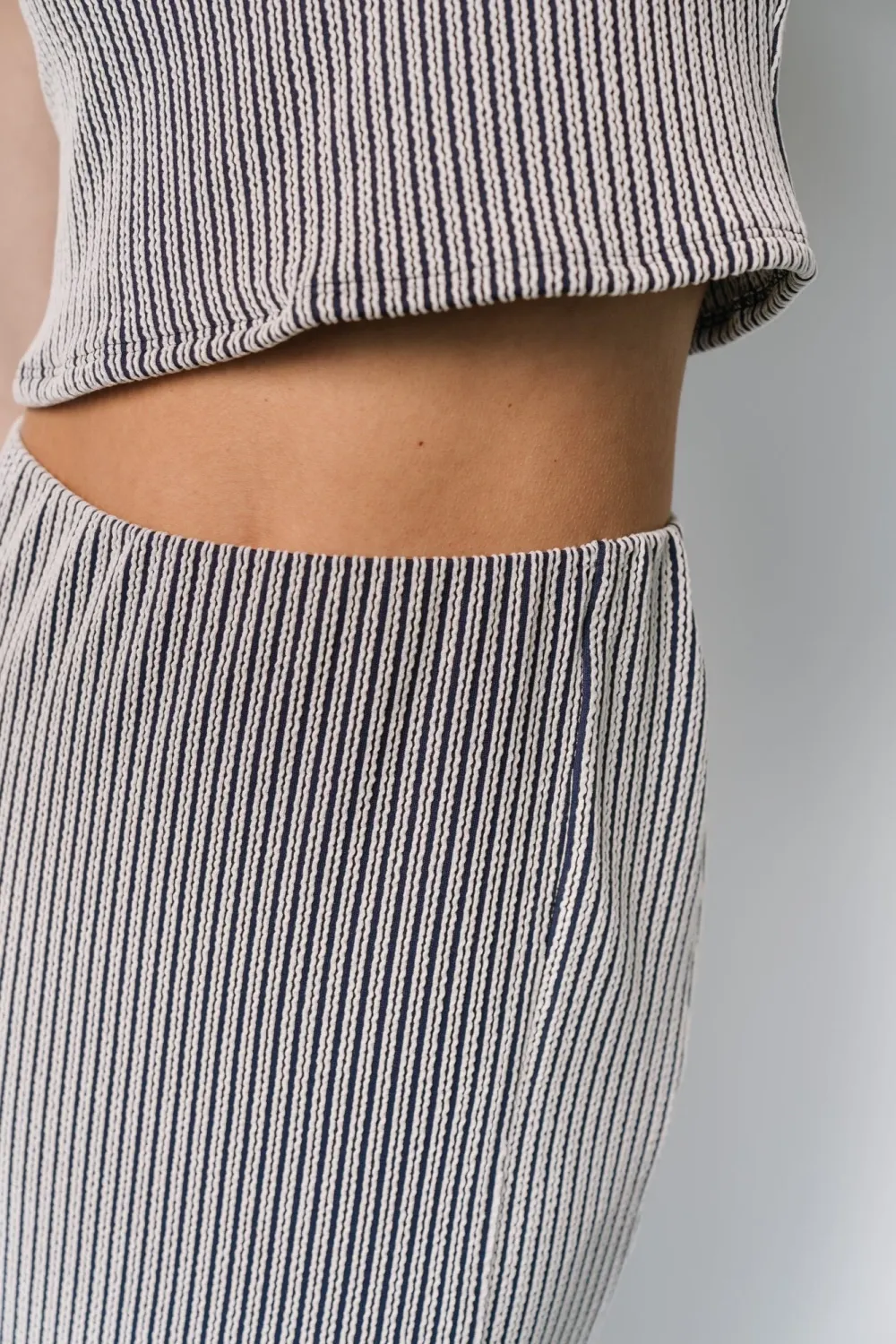 Classic Temperament Stripes Slit Skirt