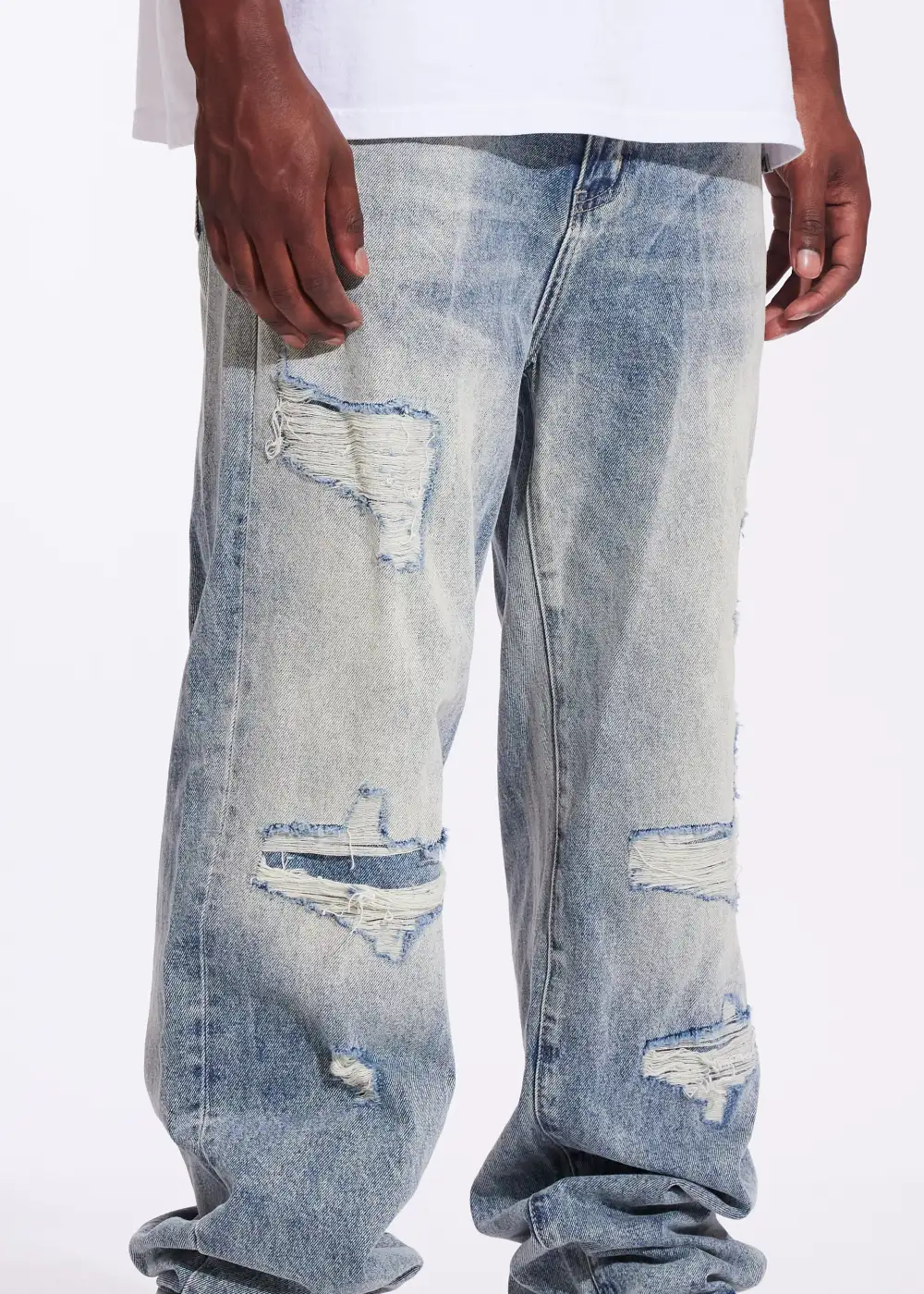 Distressed Straight Leg Jeans