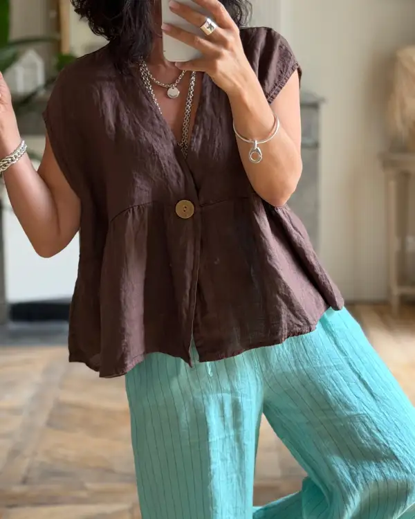 Graceful Classic Everyday Blouse