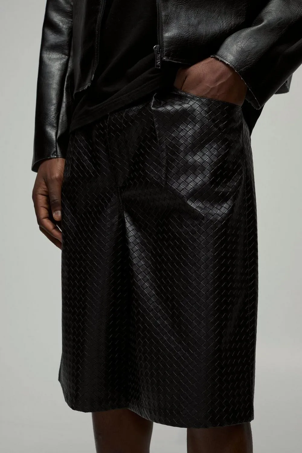Spring And Summer Fixed Quilted Leather Shorts