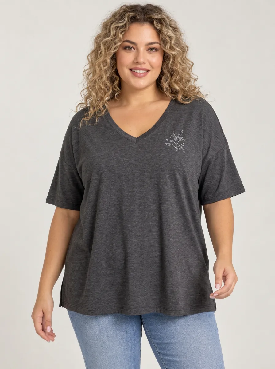 Comfort Focused Plus Size V Neck Relaxed Fit Women's Plus Size V Neck Loose Fit Tee