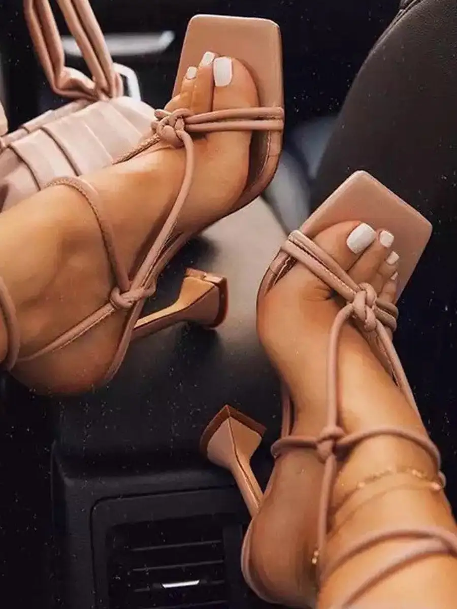 Knot Detail Open-Toe Panel Square Heeled Sandals