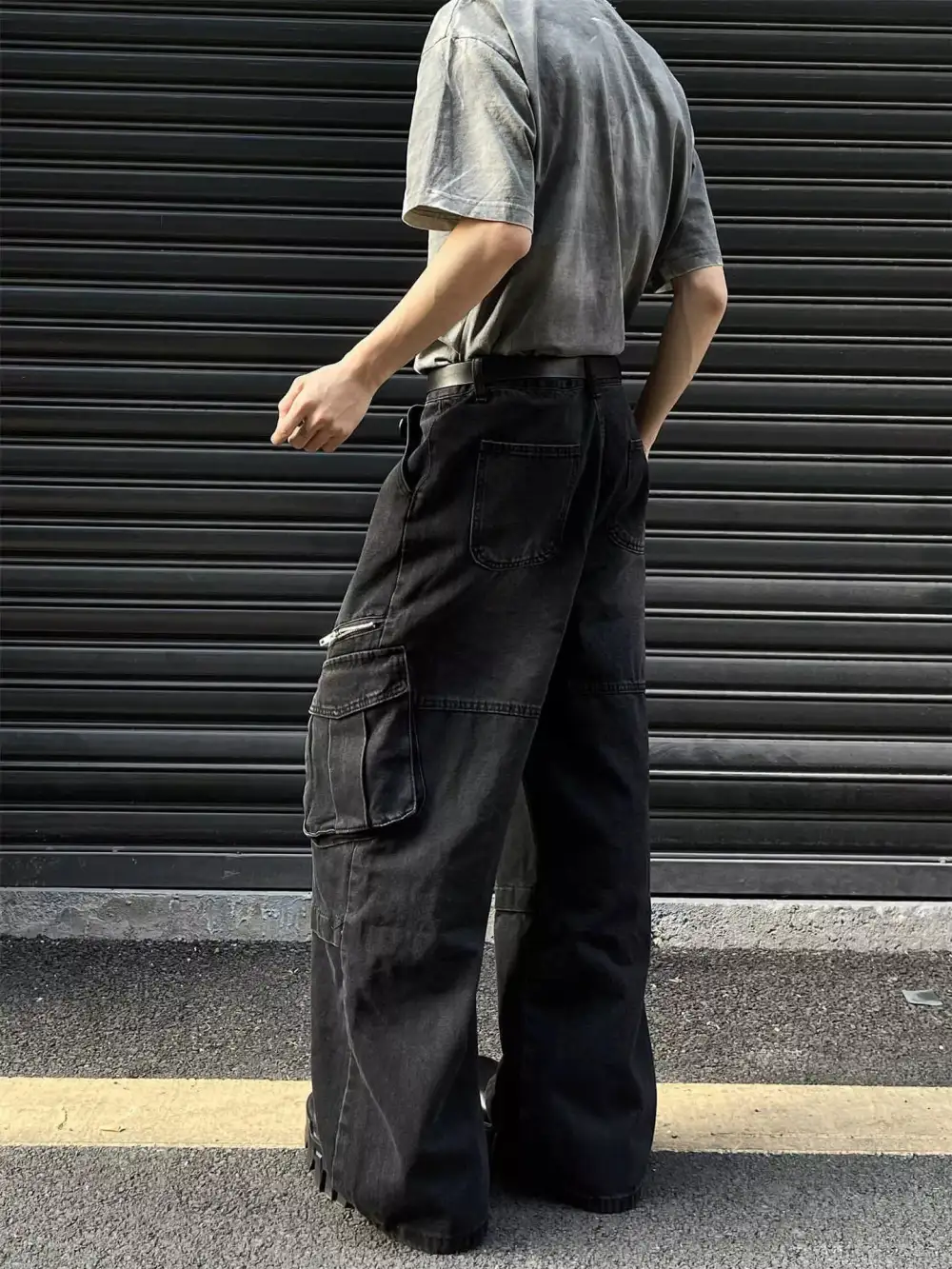 Men's Plus Size Vintage Wash Wide Leg Cargo Jeans
