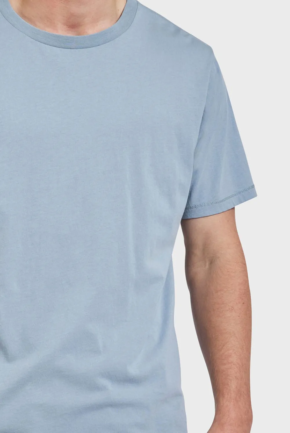 Short Sleeve Essential Tee