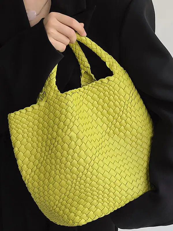 Polished Woven Vintage Shoulder Bag