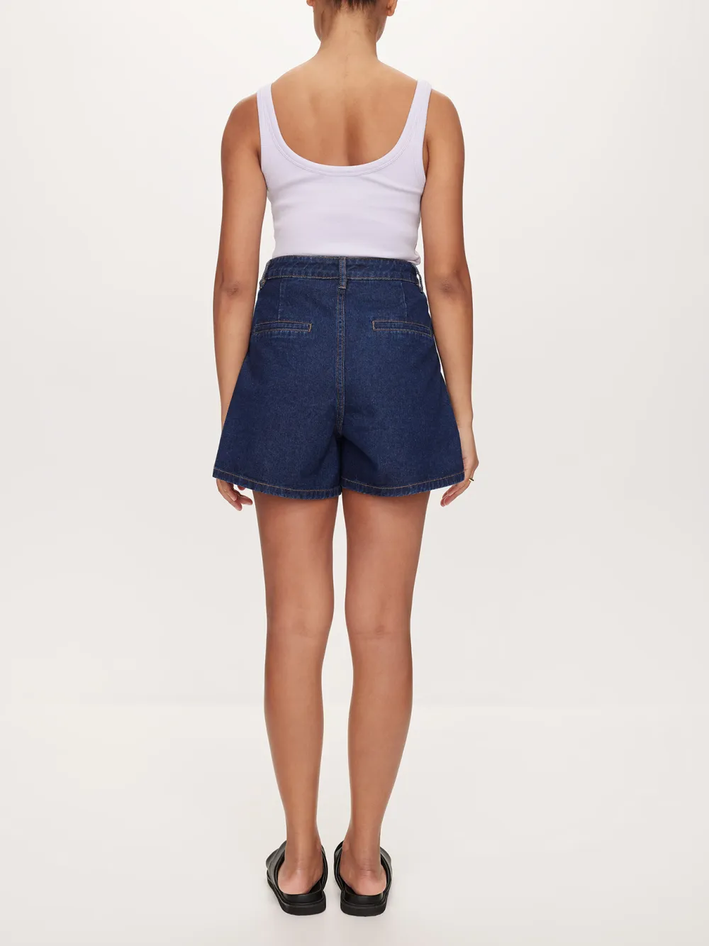 Daily Pleat Front Short
