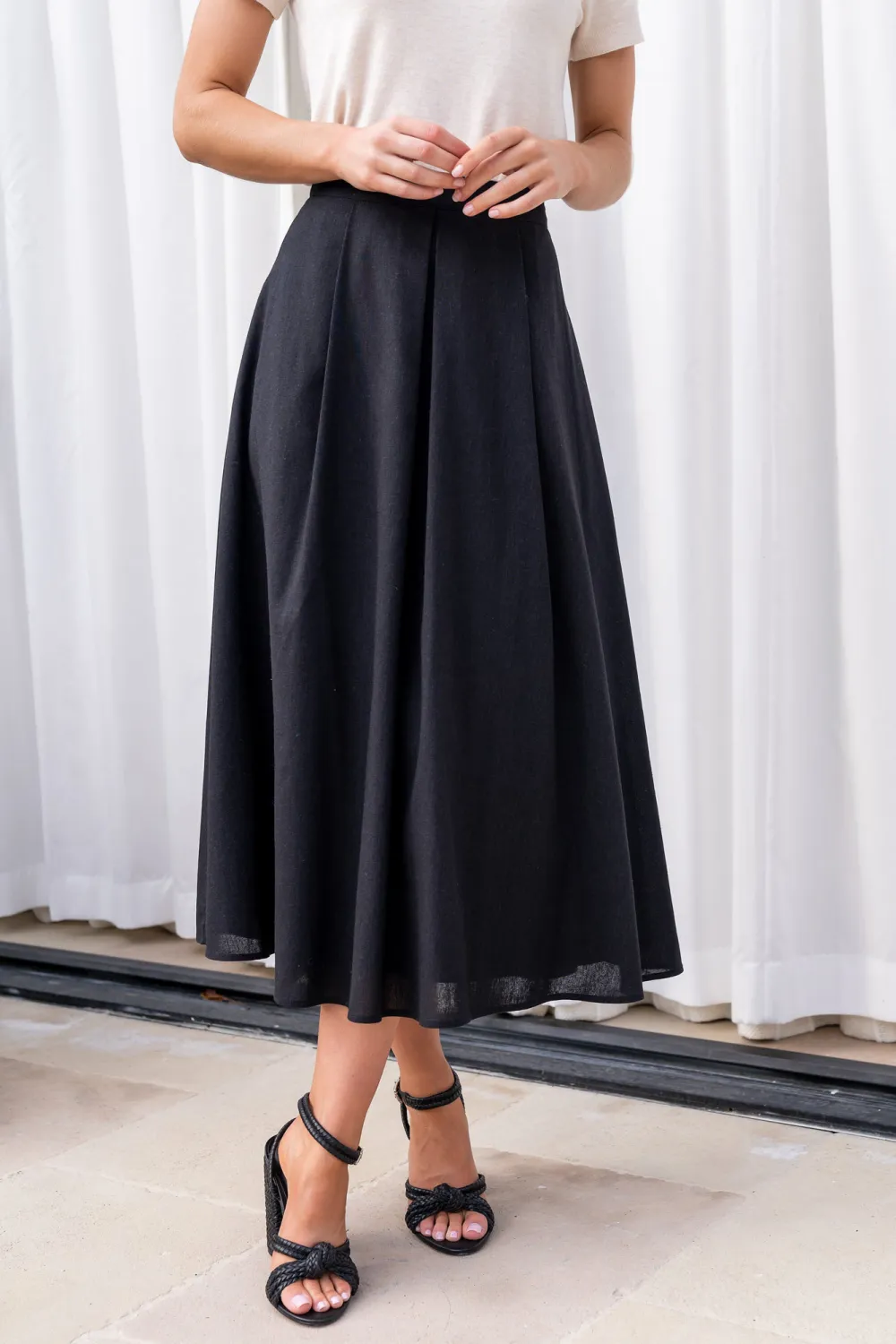 High-Waisted Versatile Slimming Skirt