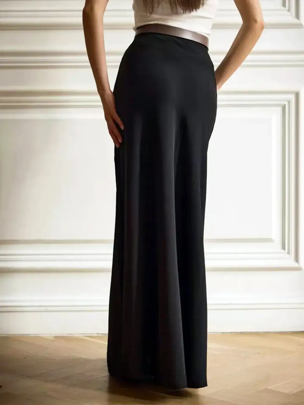 Casual Comfort Waisted Skirt