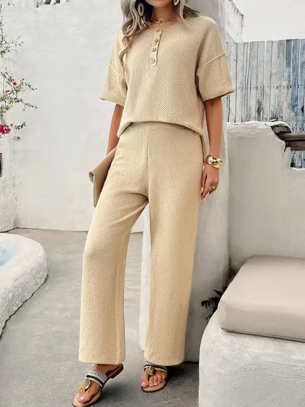 Clean Knitted Short Sleeved Trousers Suit Shorts