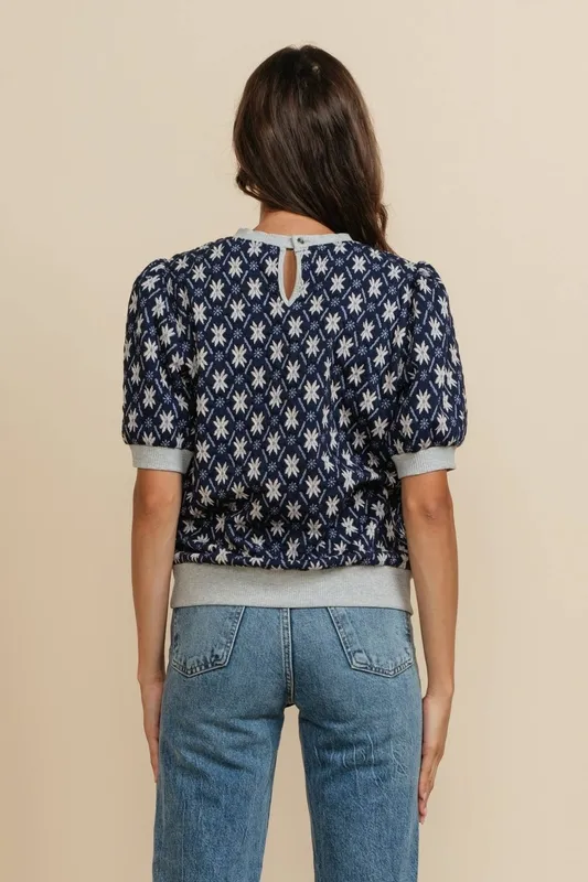 Nordic Star Jacquard Puff Sleeve Knit Top