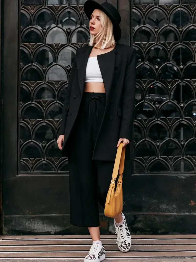Women's Comfy Drawstring High-Waisted Crop Pants - Breathable Wide-Leg Loungewear