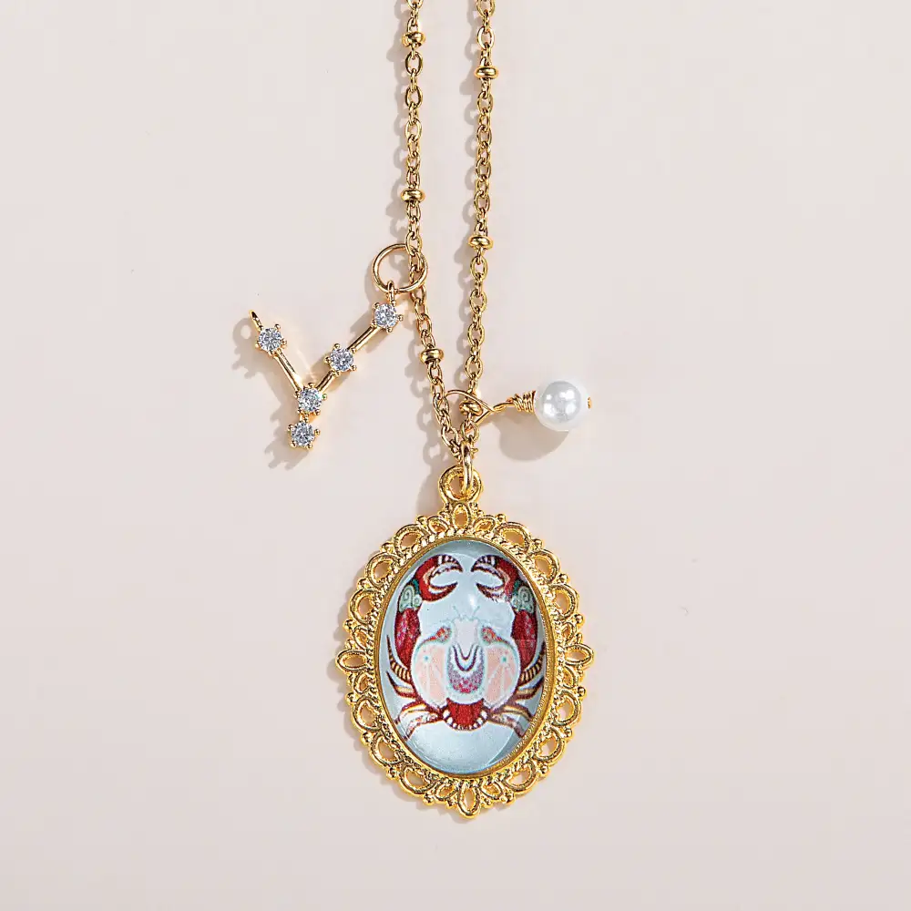 Modern Pearl Cabochon Heart Pendant Necklace