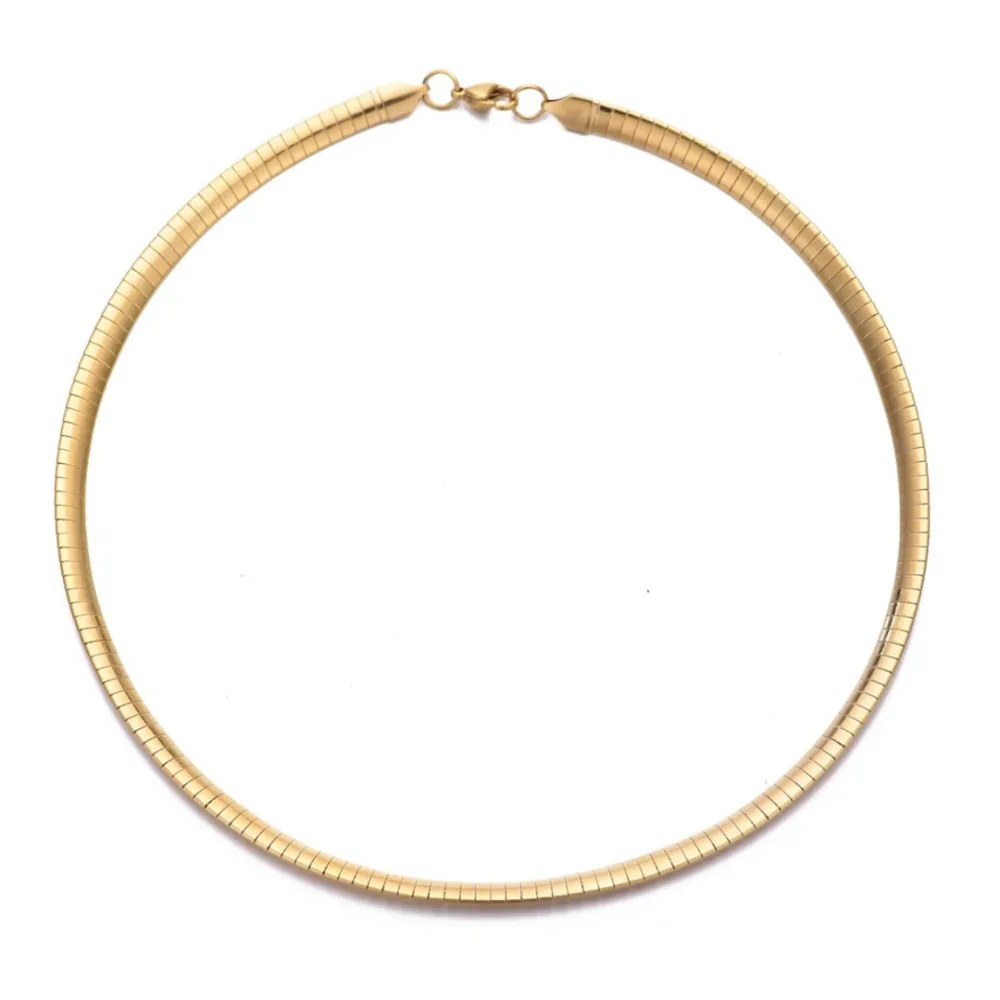 Delicate Refined Chain Necklace
